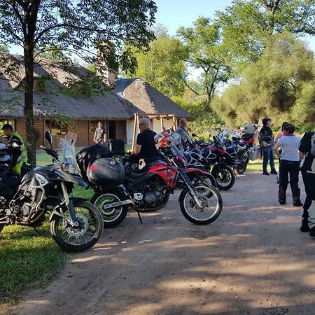 Las Curiosas Avia Terai Bagian luar foto